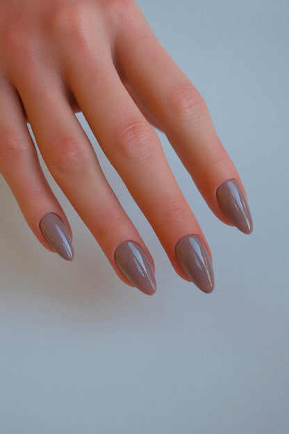 Taupe Less
