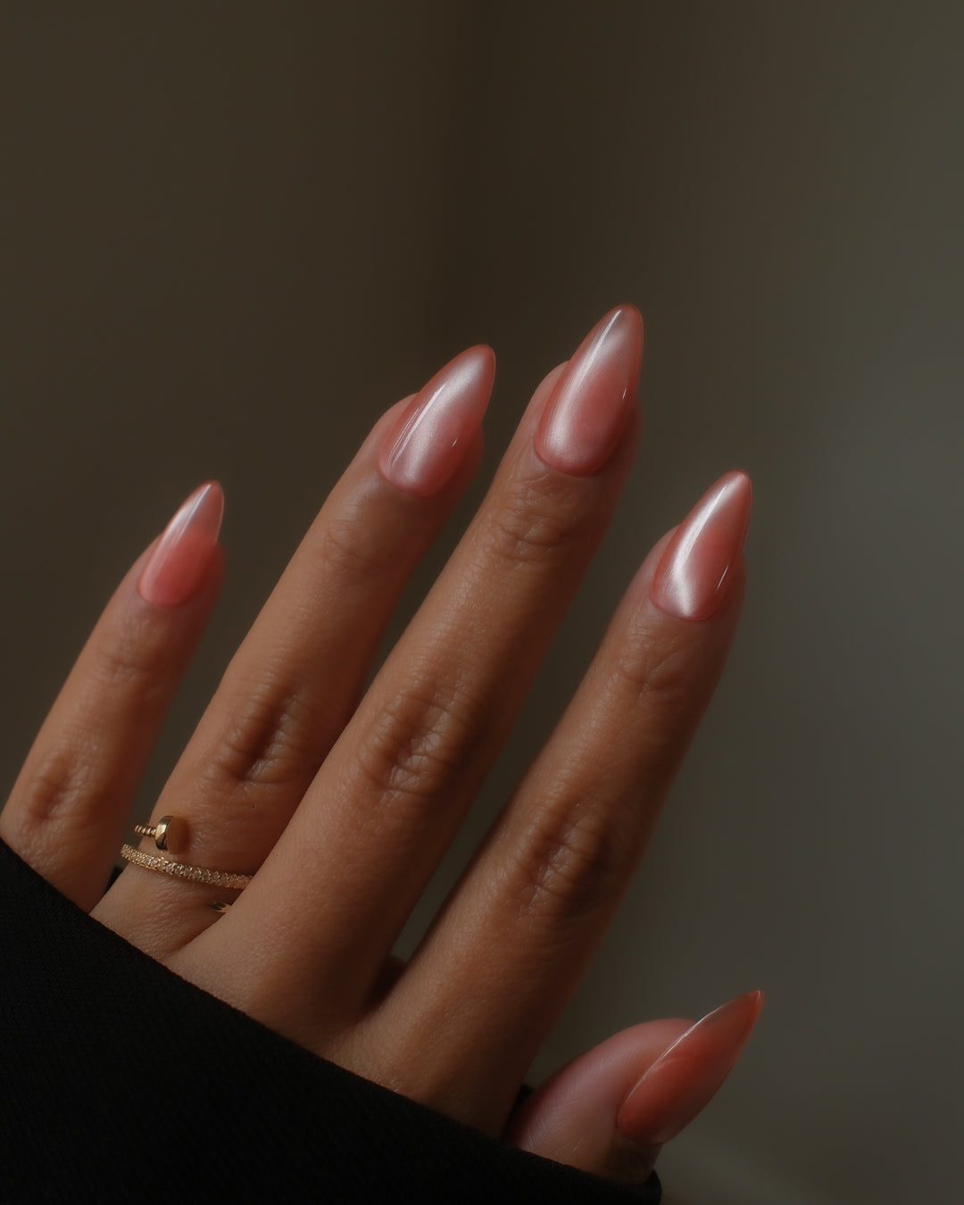 Satin Kiss (New)